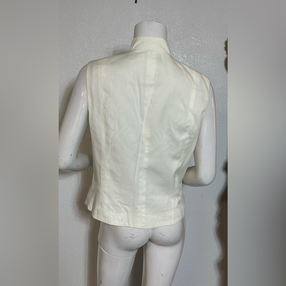 💯cotton Elegant White Buttoned Women's Vest - Picture 3 of 10
